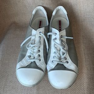 Prada men’s shoes not sure about the size it says 7.5 look like 9.5- a 10